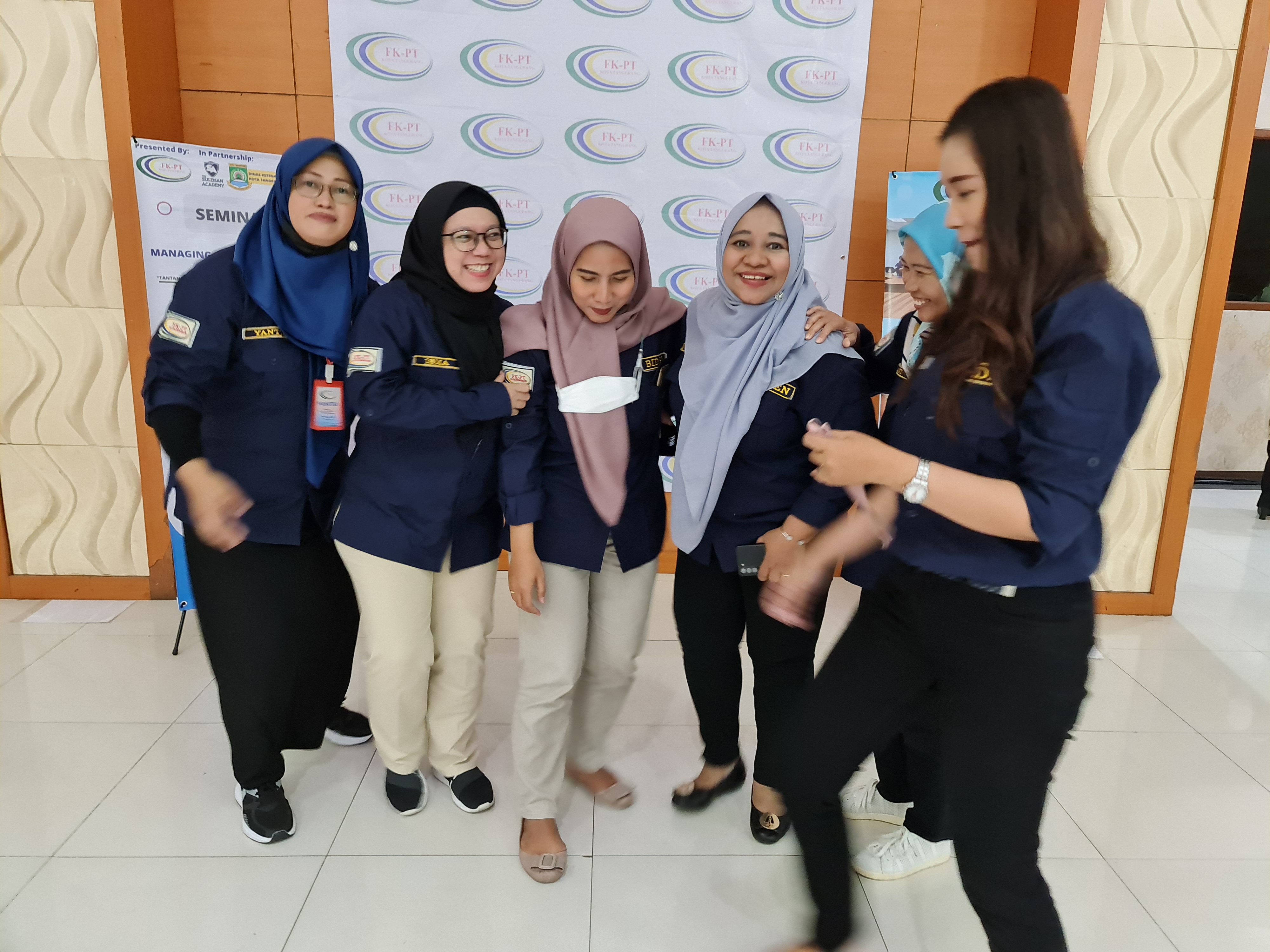 Foto galeri Seminar Managing Industrial Relation (17 Desember 2022)