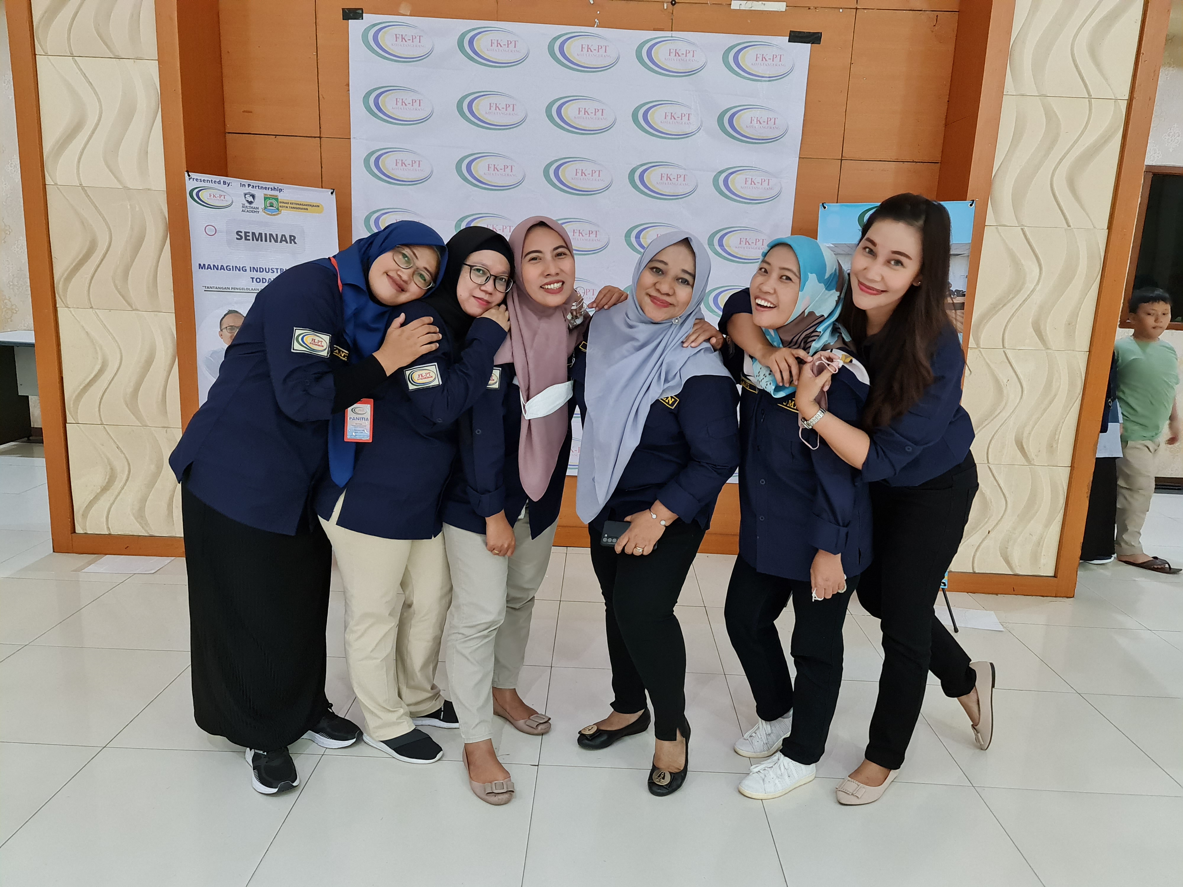 Foto galeri Seminar Managing Industrial Relation (17 Desember 2022)