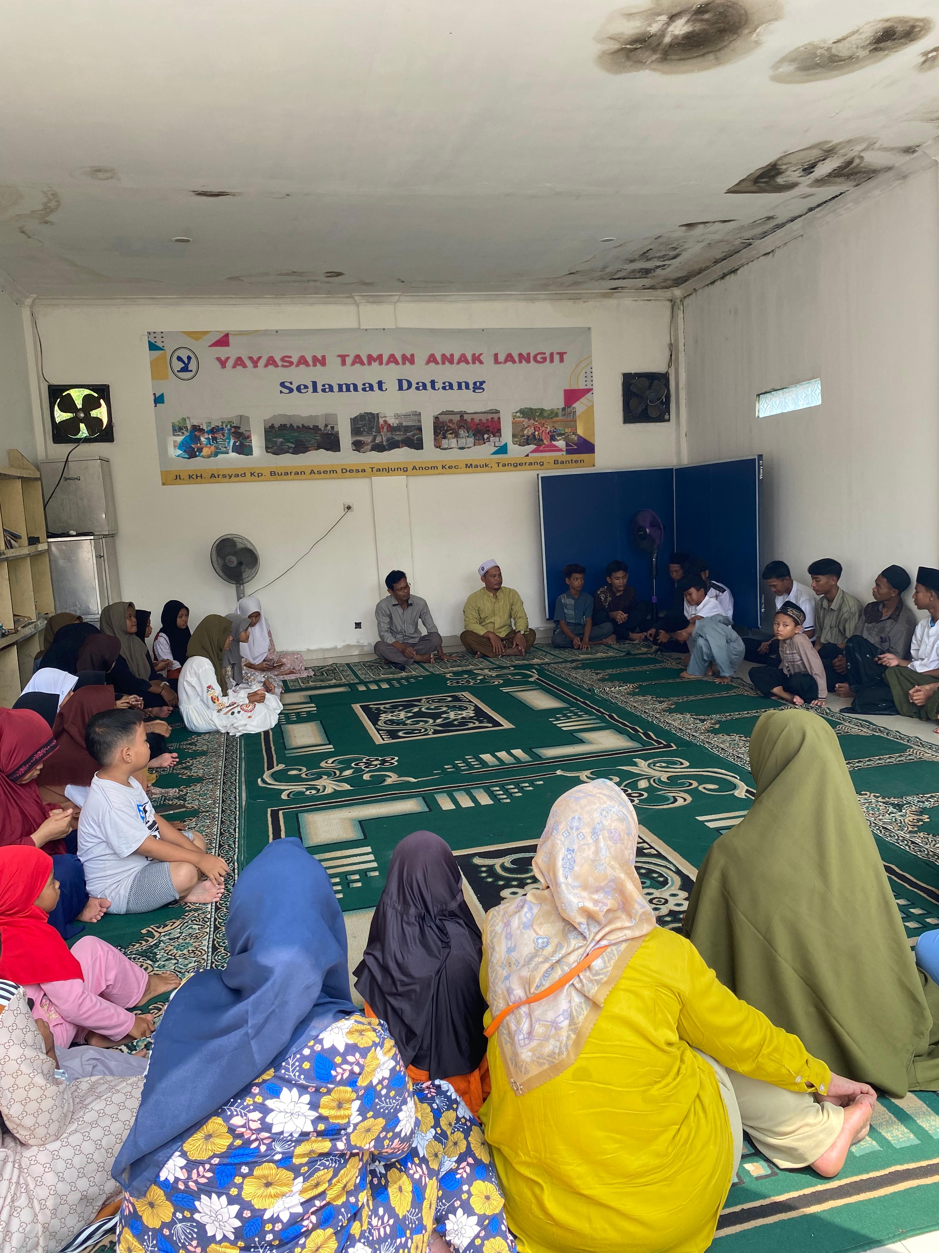 Foto galeri Dari FKPT utk Yayasan Taman Anak Langit