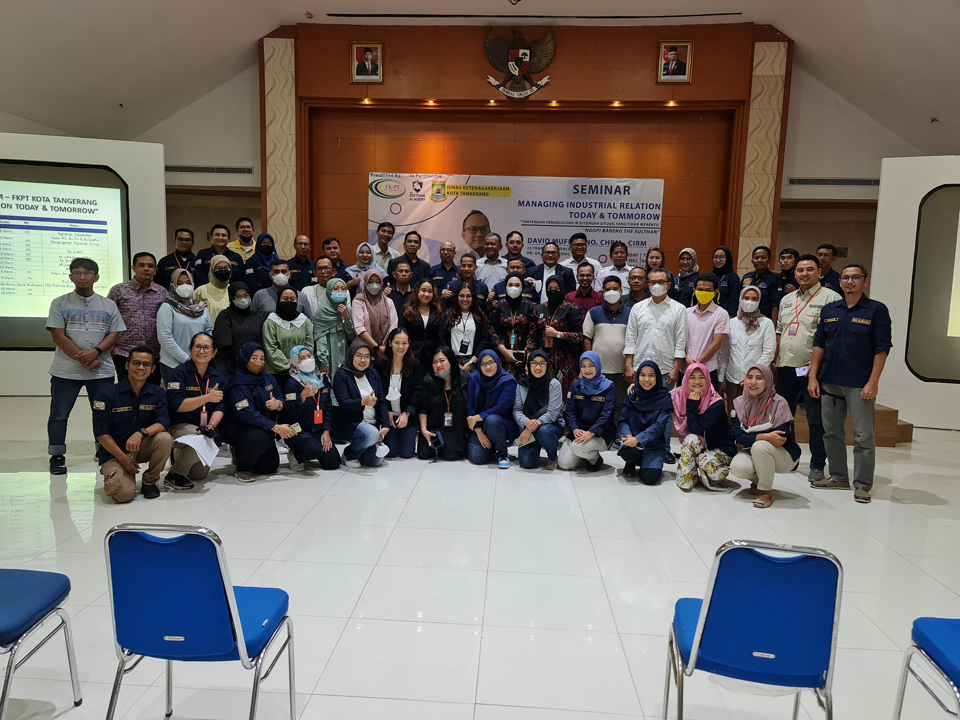 Pratinjau galeri Seminar Managing Industrial Relation (17 Desember 2022) belum tersedia