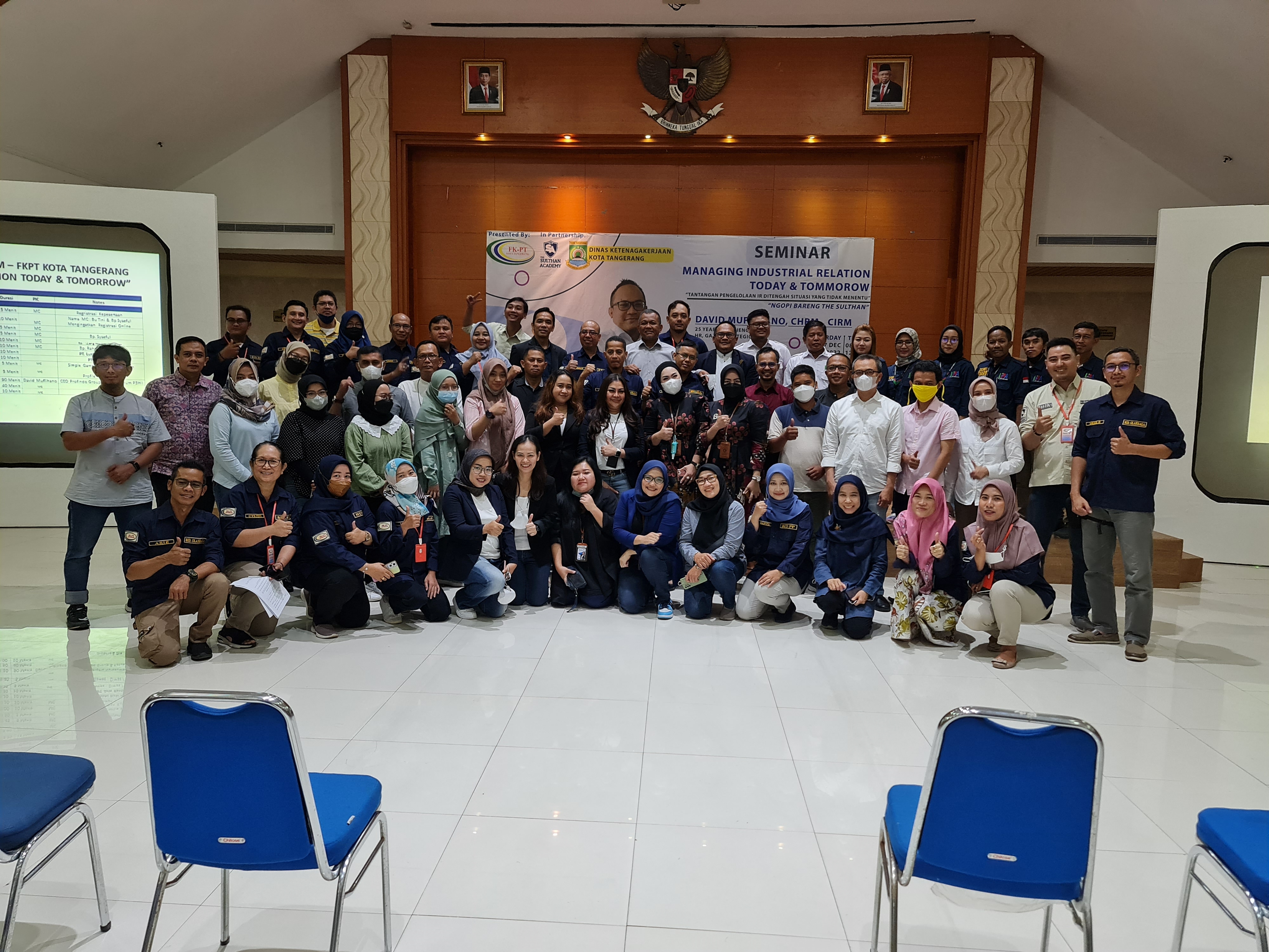Foto galeri Seminar Managing Industrial Relation (17 Desember 2022)