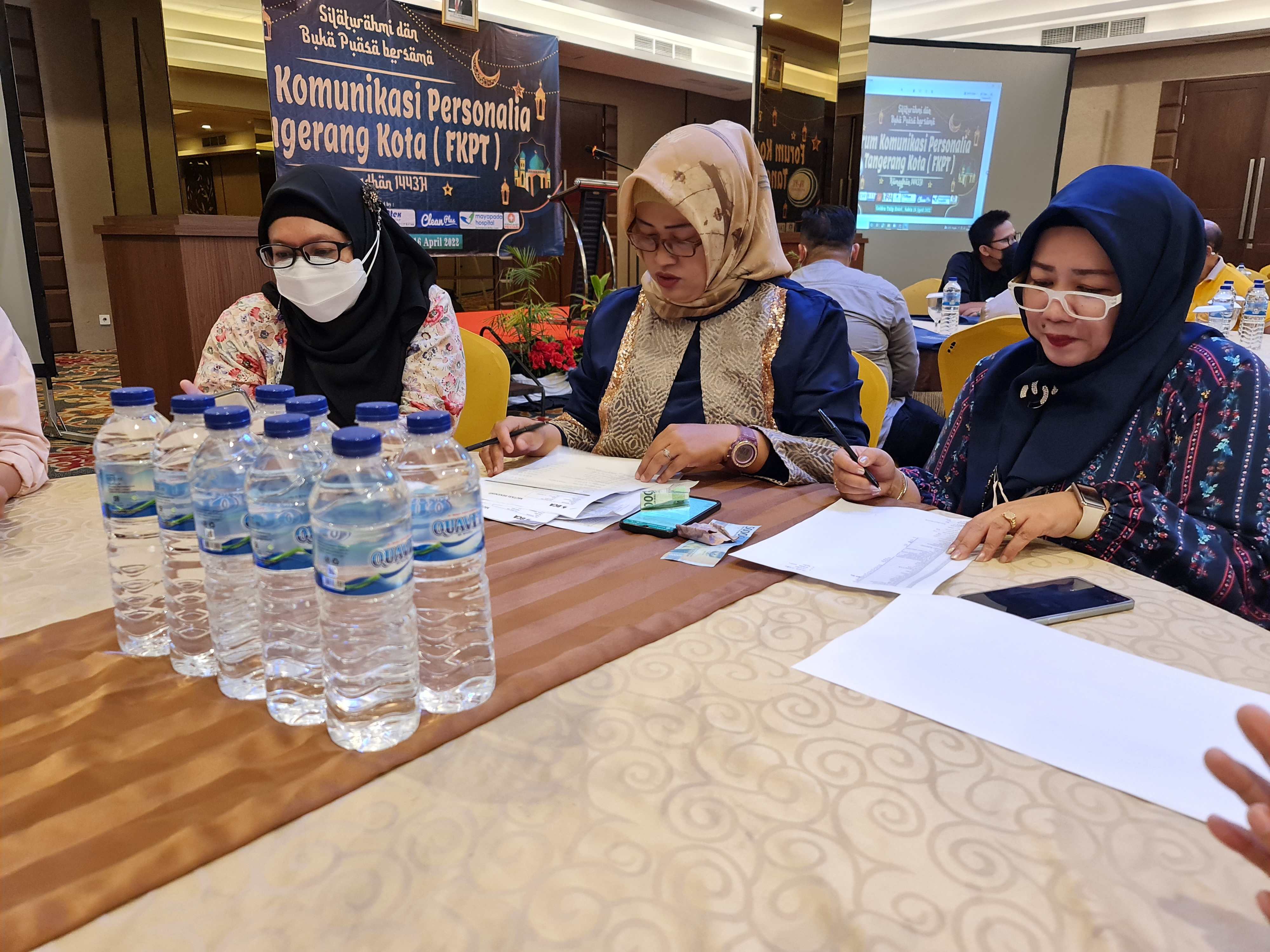 Foto galeri Buka Bersama FKPT
