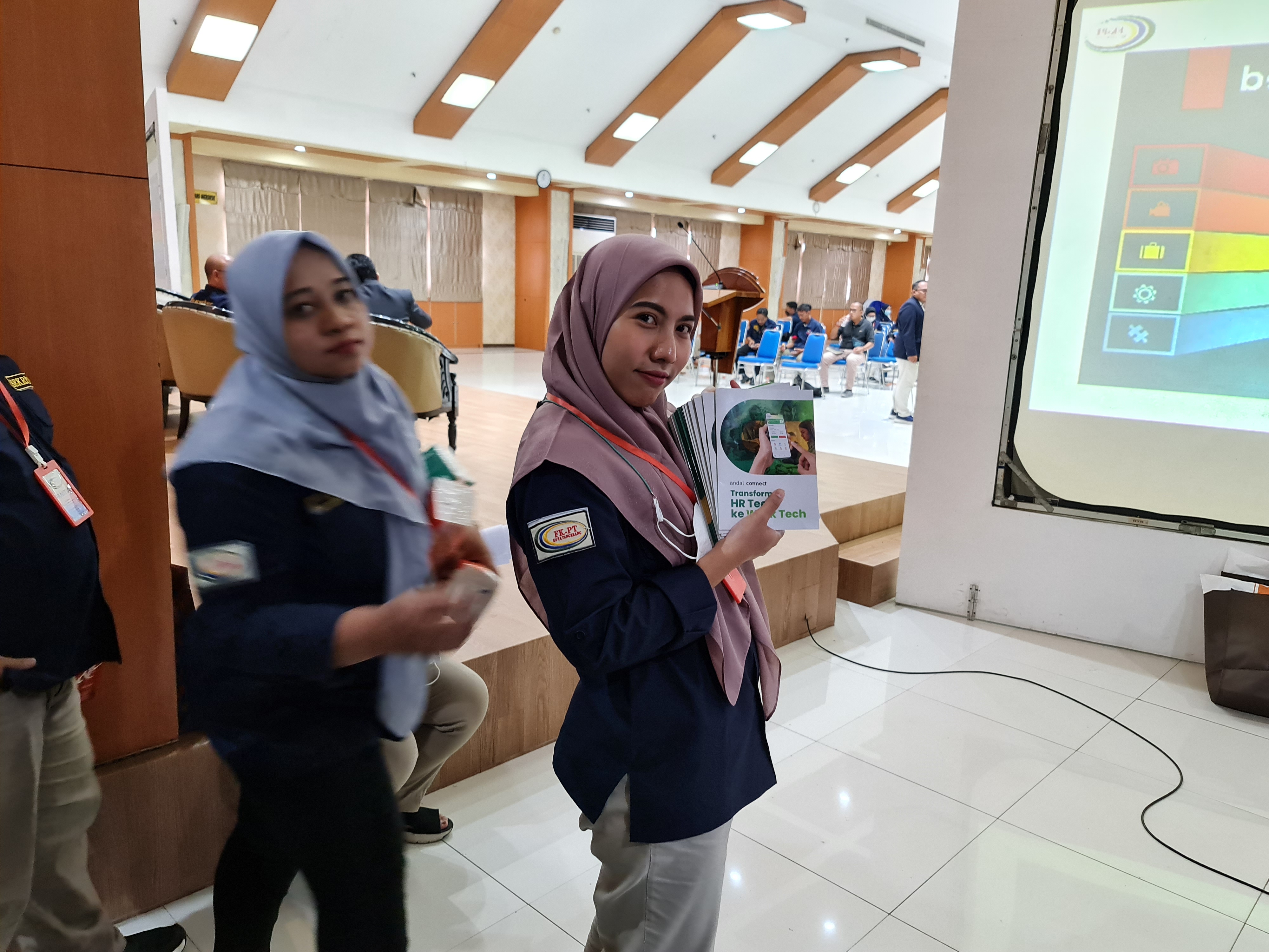 Foto galeri Seminar Managing Industrial Relation (17 Desember 2022)